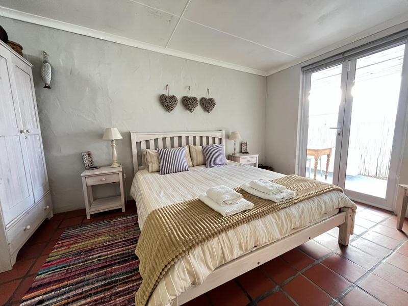 8 Bedroom Property for Sale in Jacobsbaai Western Cape